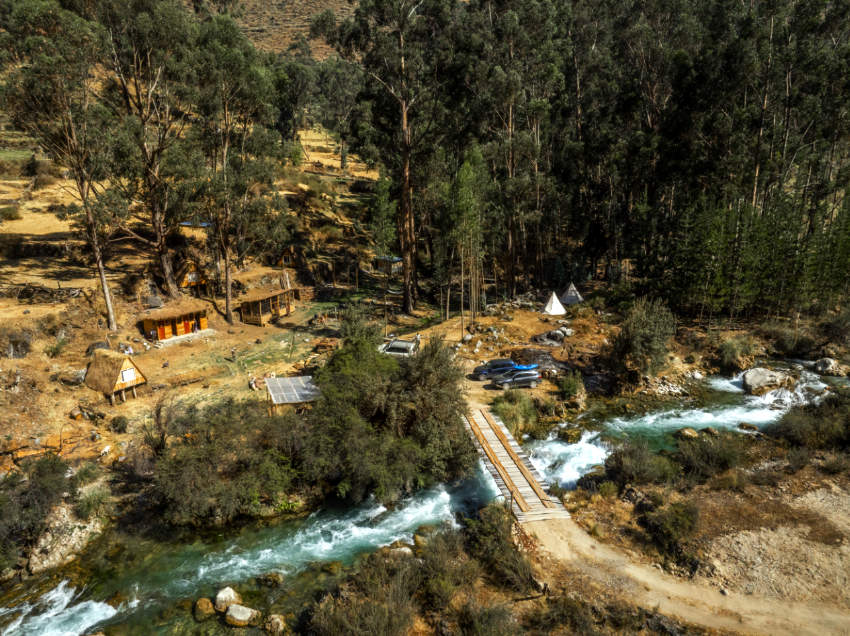 Vista aérea de Huancaya Glamping